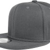 adjustable snapback hat